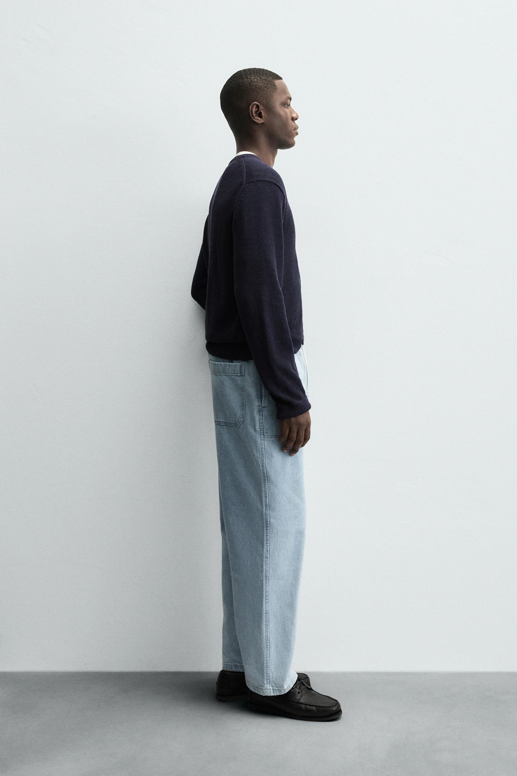 LIGHTWEIGHT JOGGER FIT JEANS Product Image