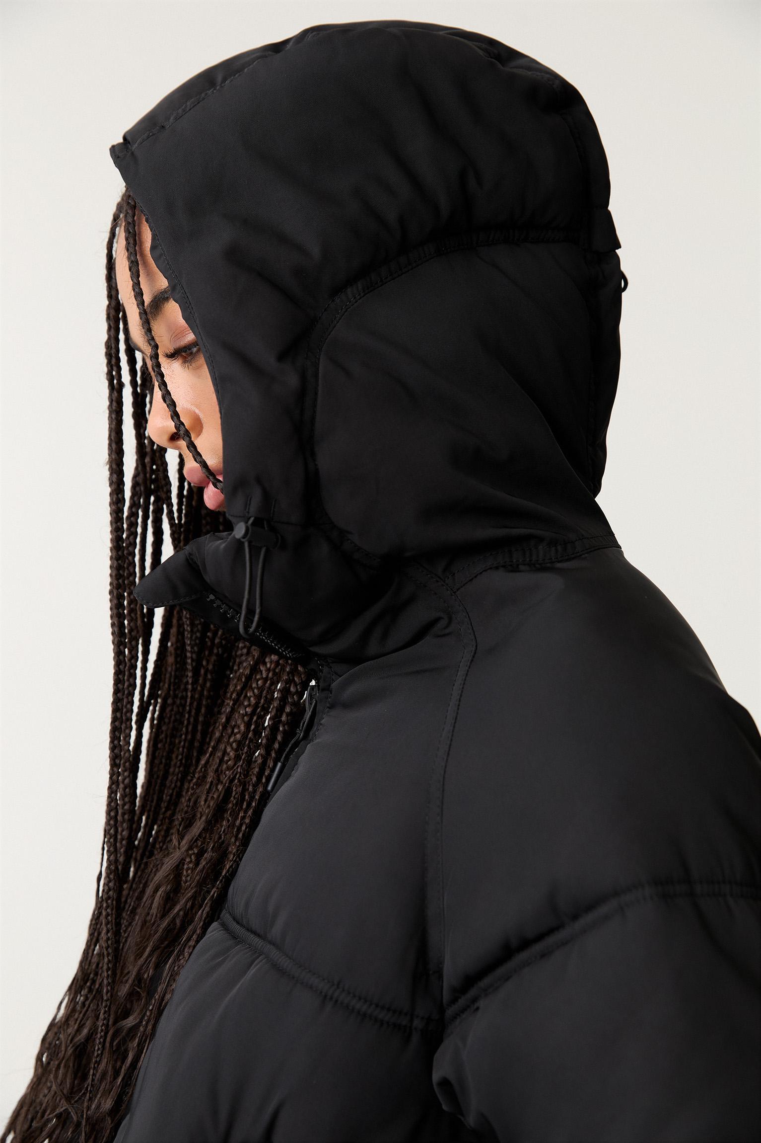 Puffer jacket with hood Product Image