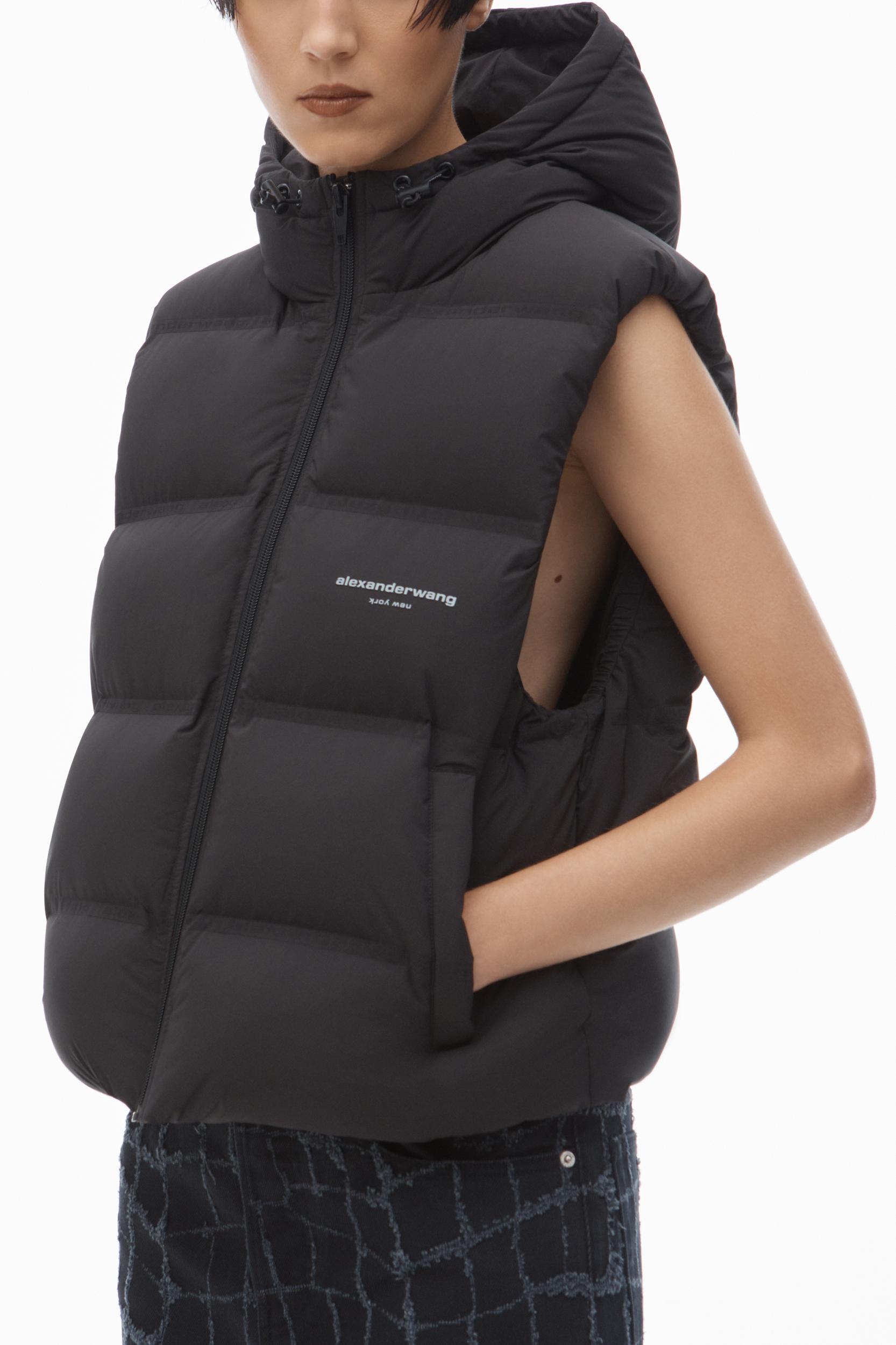 Cropped Hooded Puffer Vest With Reflective Logo Product Image