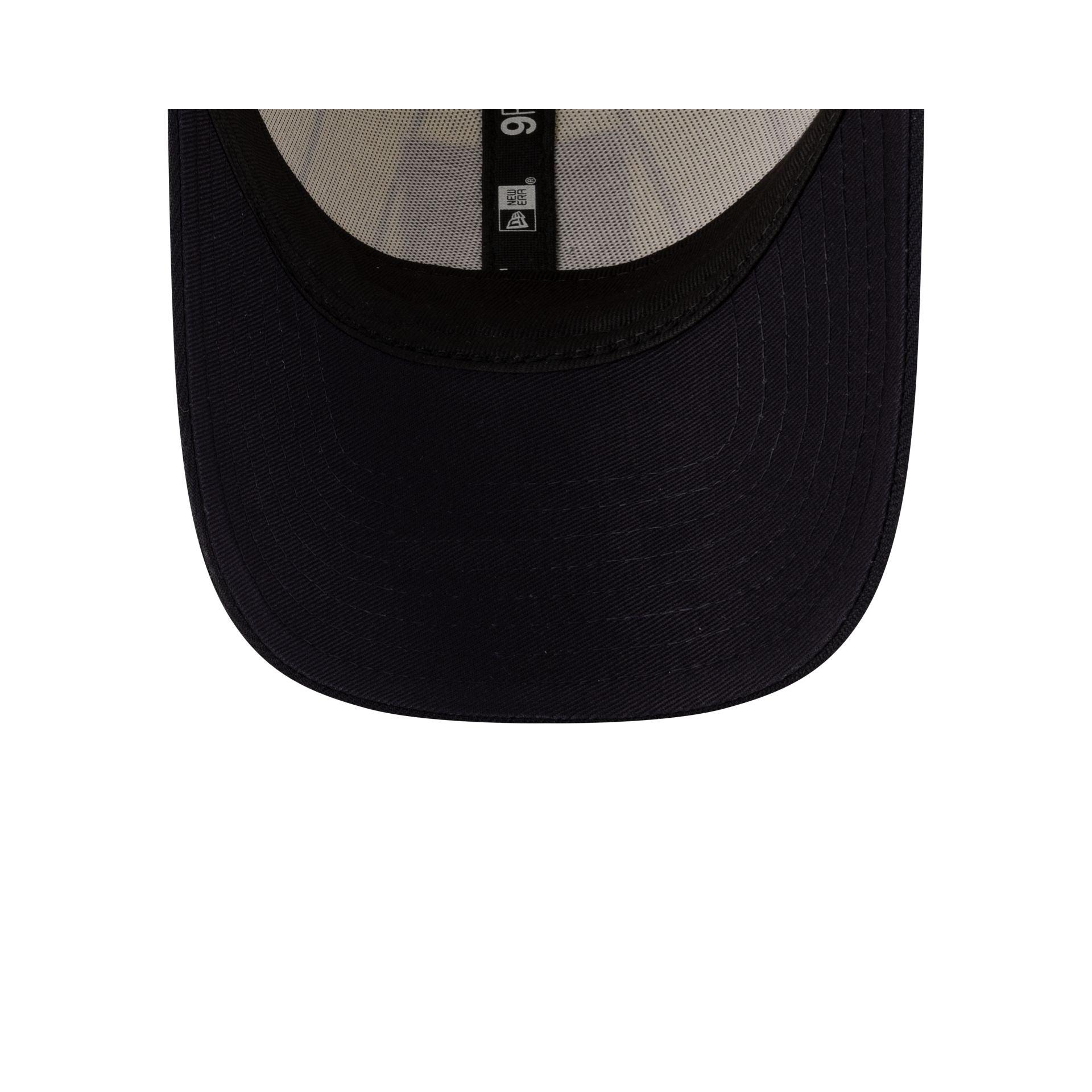 Rayados Retro Pinstripe 9FORTY Snapback Hat Male Product Image