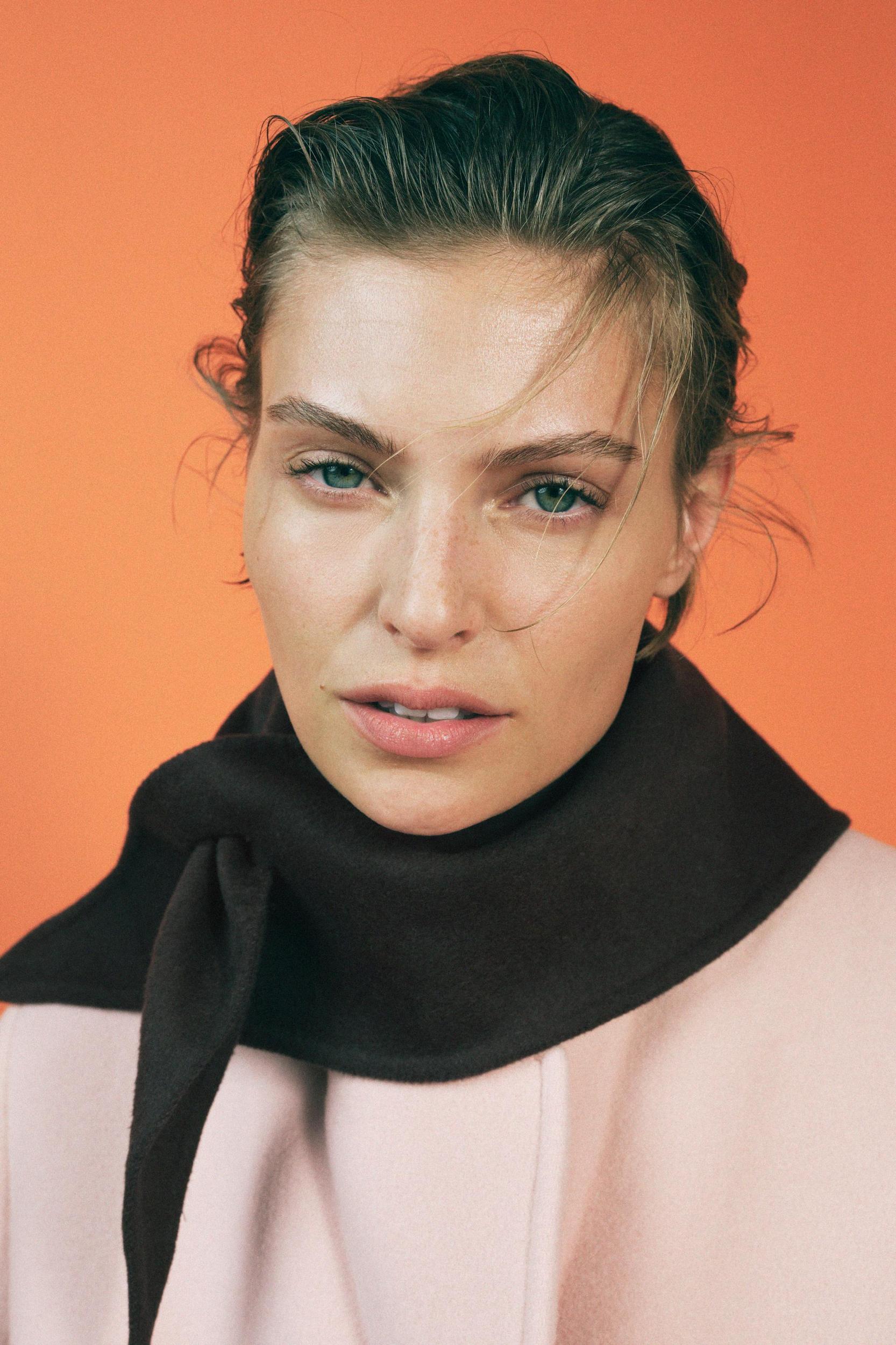 BANDANA WITH WOOL Product Image