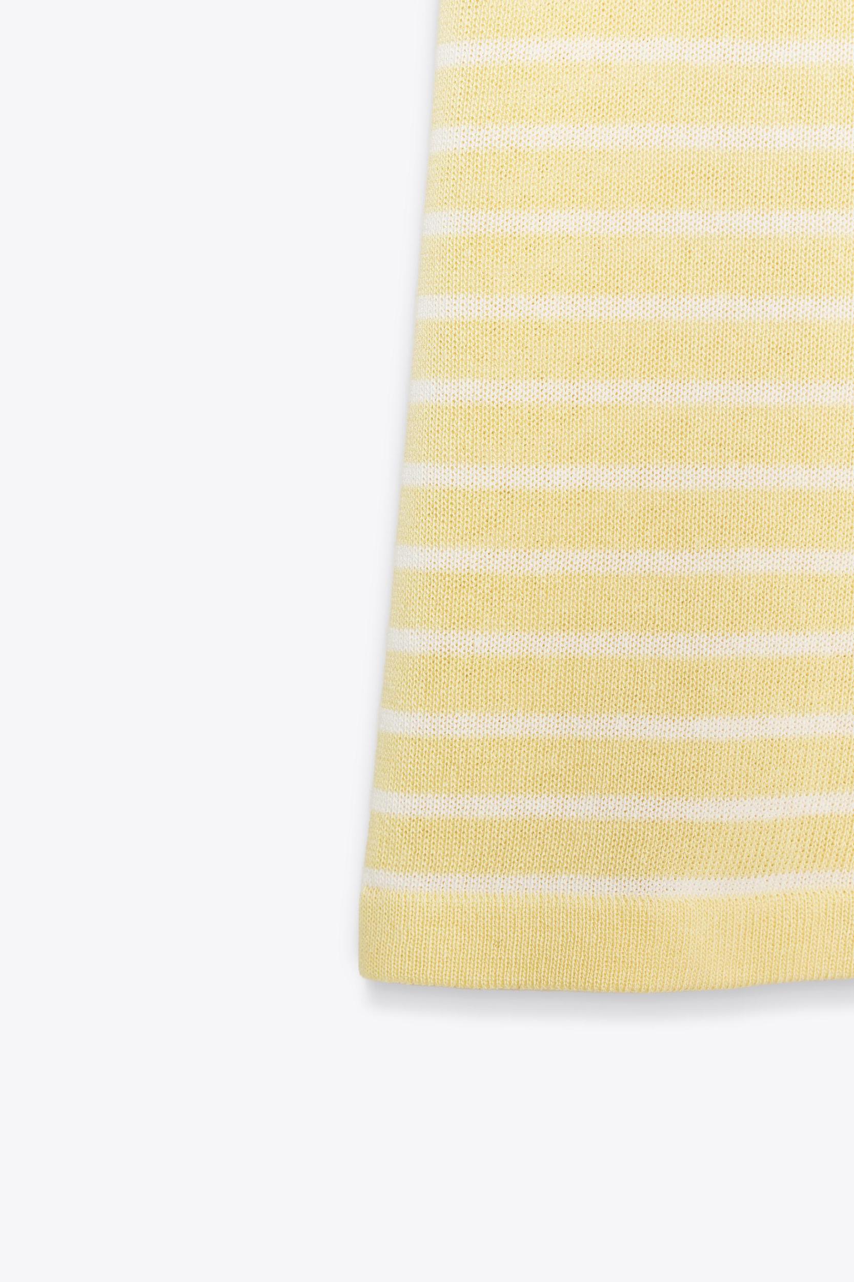 OVERSIZED KNIT SHORT SLEEVE TOP Product Image