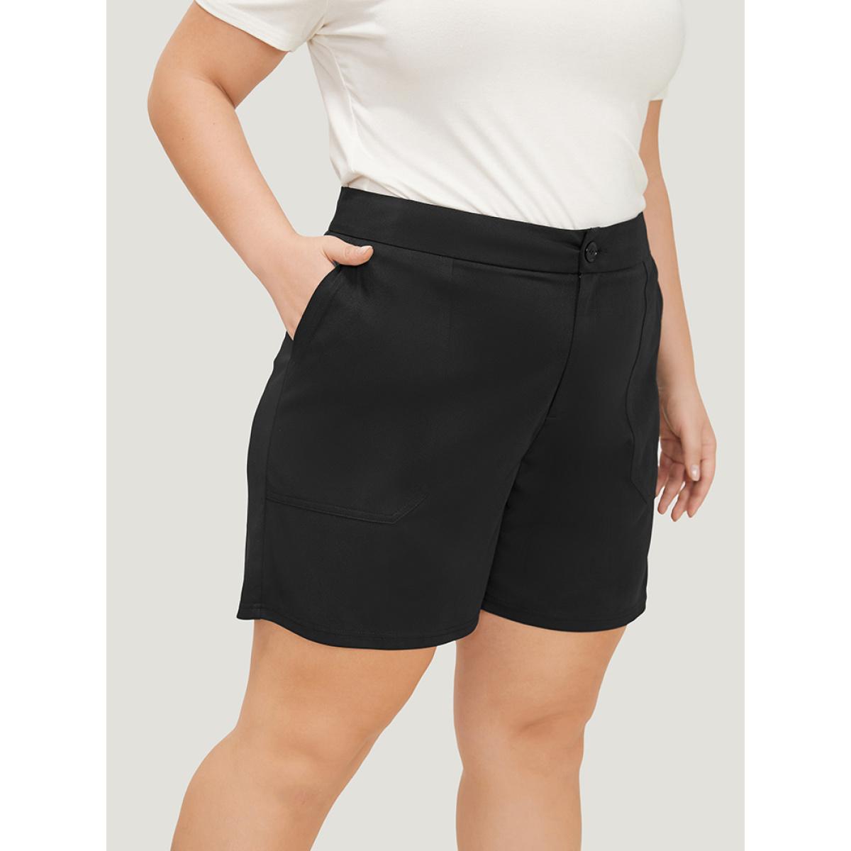Plus Size Plain High Waist Slant Pocket Shorts Women Black Elegant Plain Dailywear Shorts BloomChic 12/L Product Image