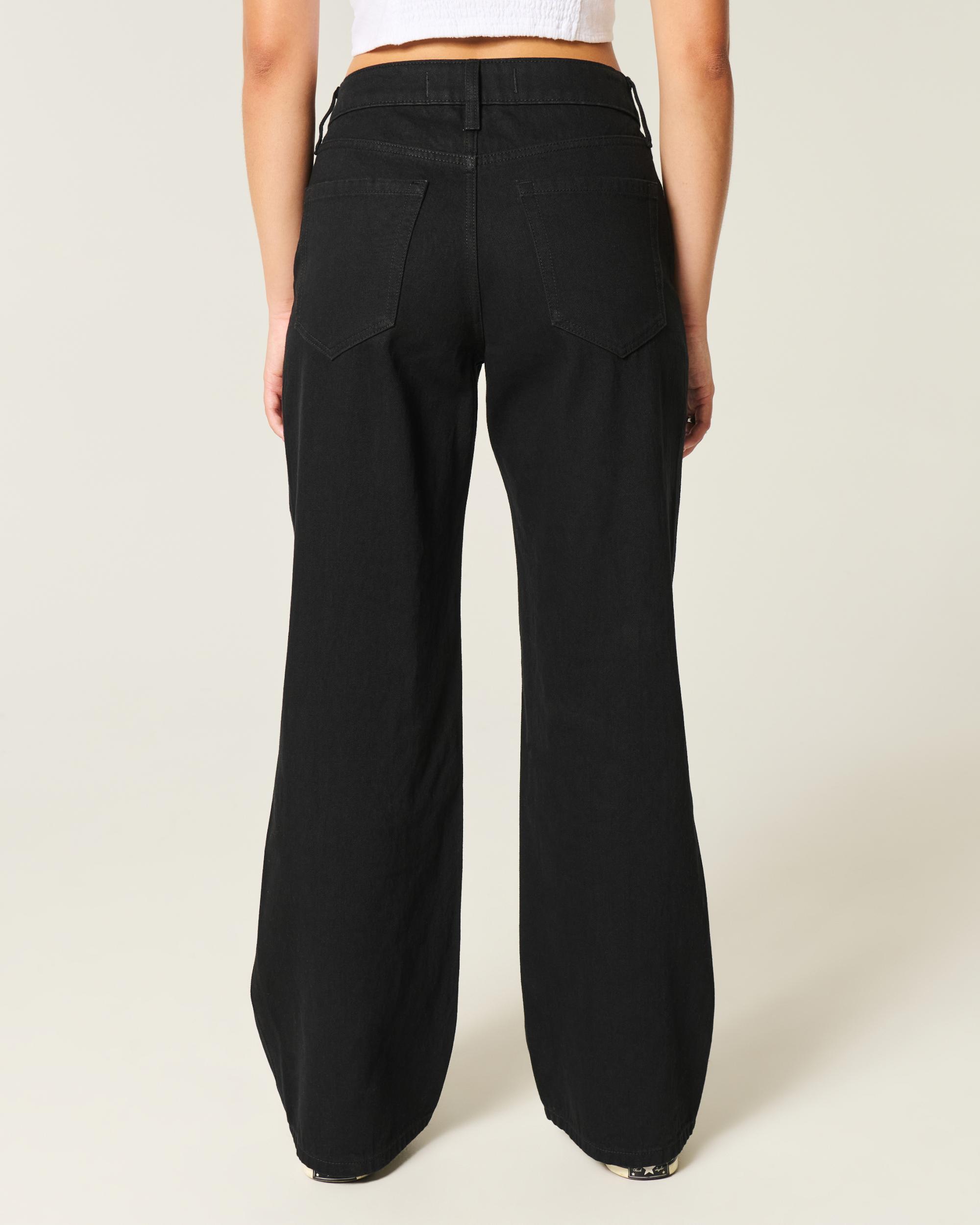 Curvy Low-Rise Black Baggy Jeans Product Image