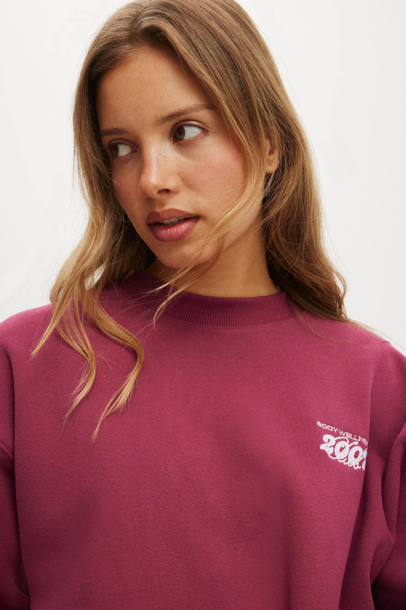 Plush Graphic Crew Sweatshirt Product Image