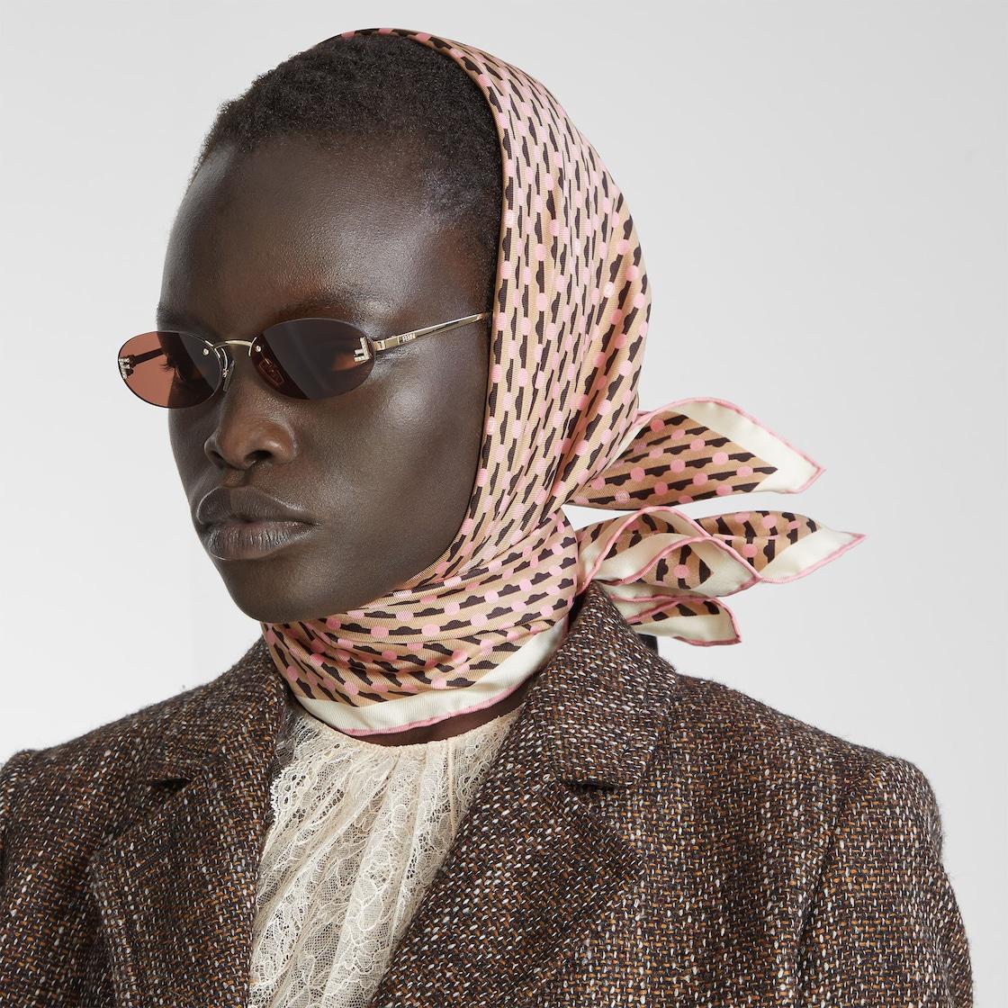 Fendi FoulardPink Fendi Dots silk foulard Product Image