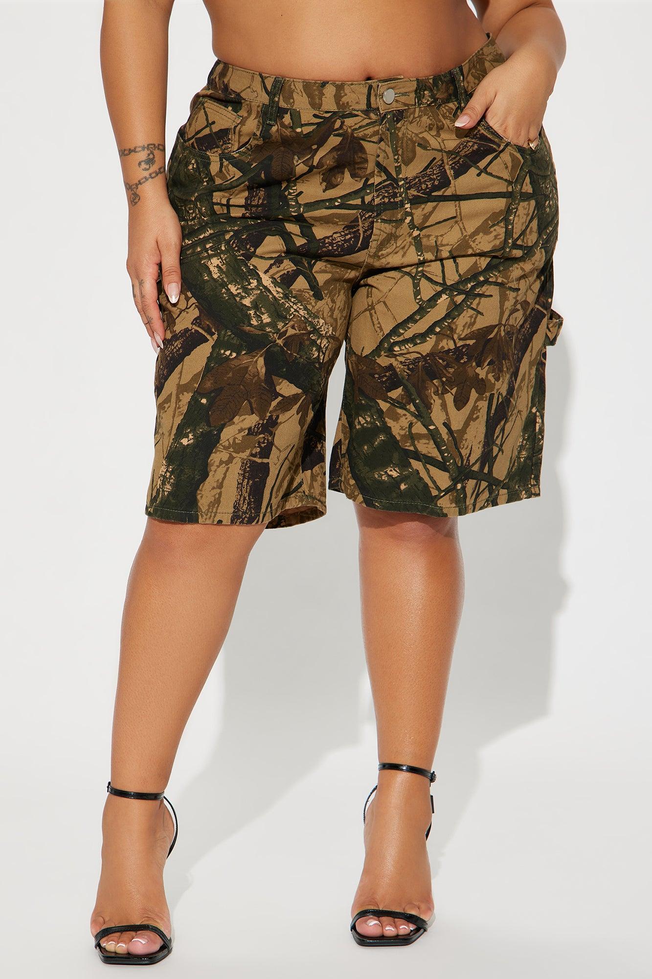 Under Control Tree Camo Bermuda Short - Khaki/combo Product Image