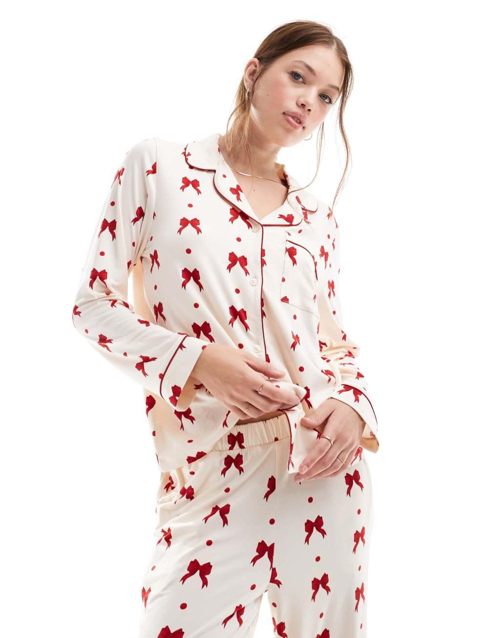 Chelsea Peers Exclusive poly red bow print PJs in cream Product Image