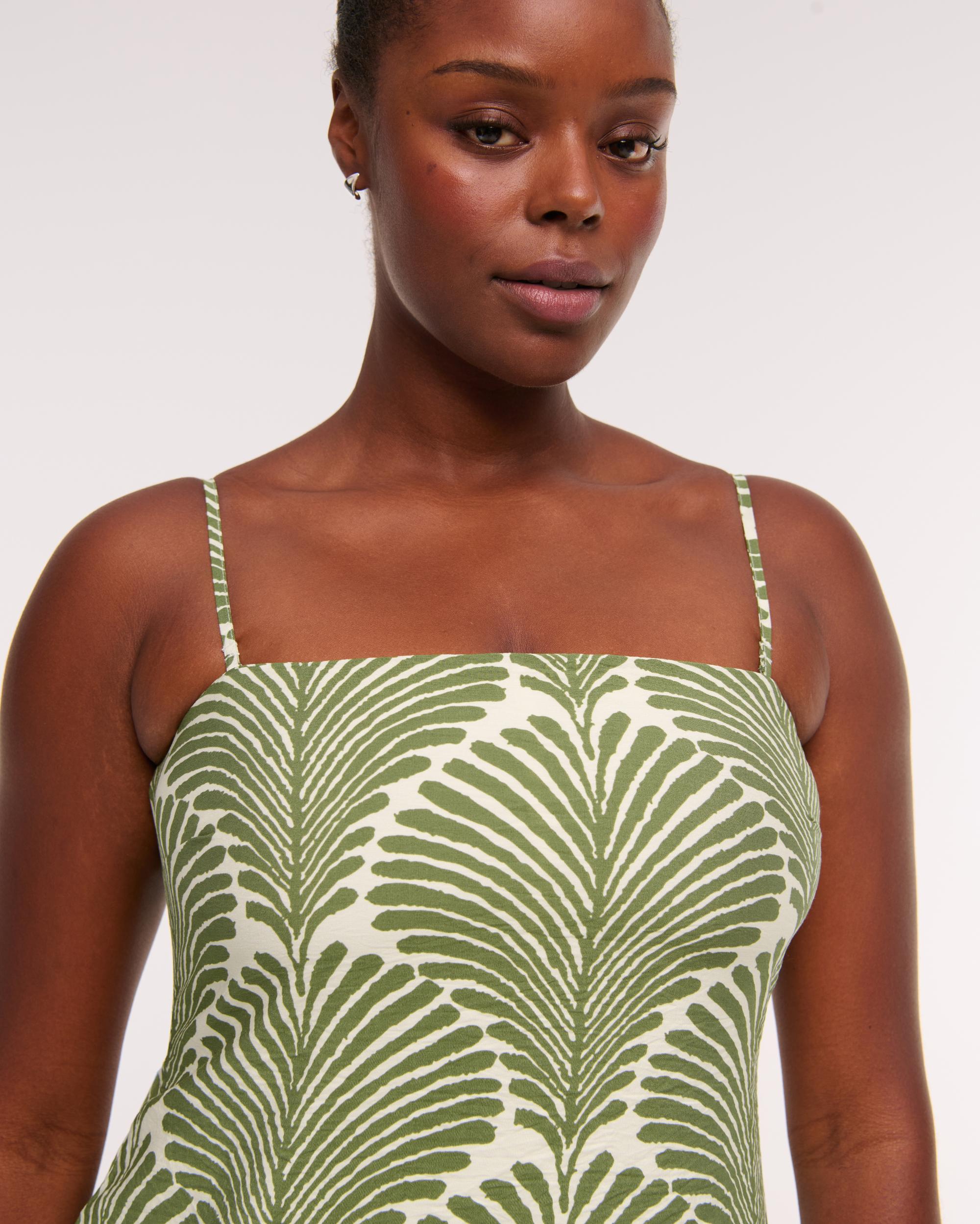 The A&F Scarlett Strapless Skort Product Image