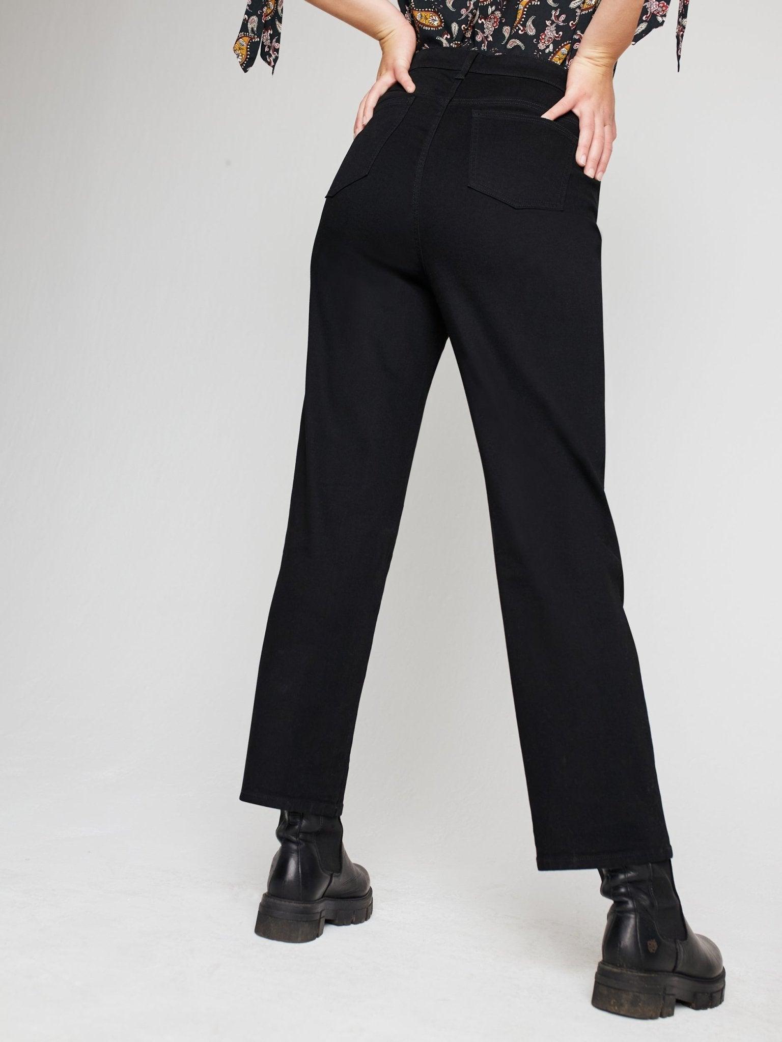 Westport Signature Black Straight Leg Jeans - Plus Female Product Image