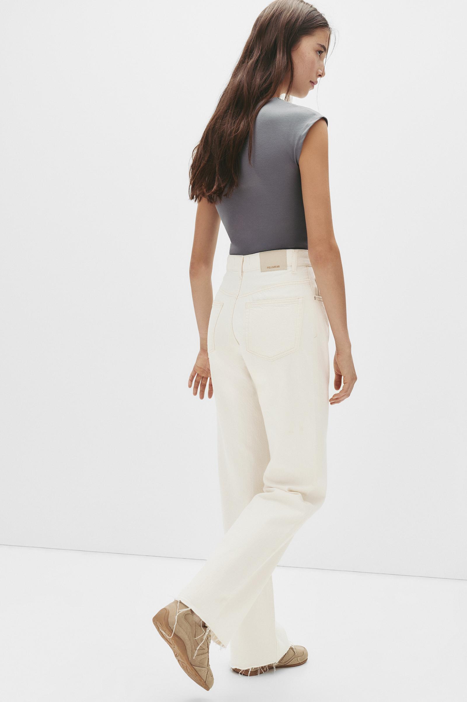 Straight-leg high-waist jeans Product Image