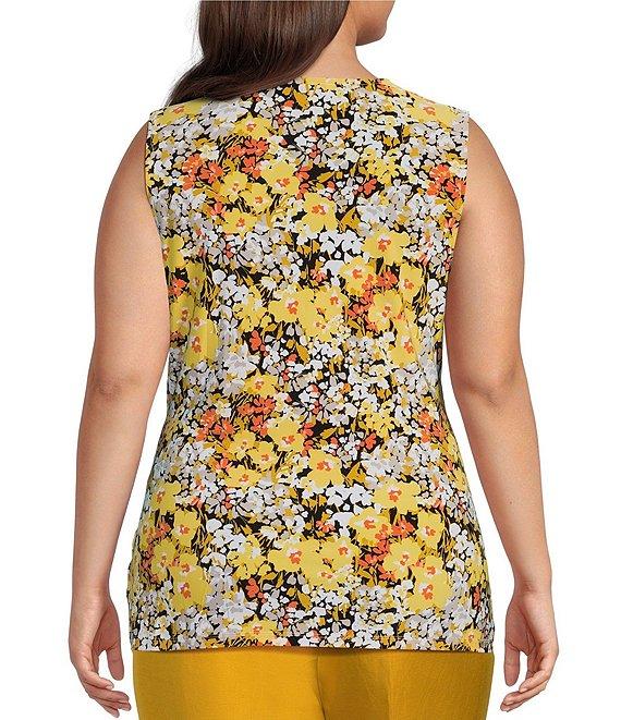 Kasper Plus Size Floral Print V-Neck Sleeveless Front Buckle Wrap Tank Product Image