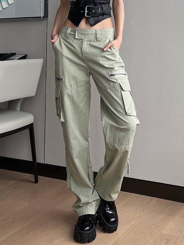 Low Waist Baggy Parachute Cargo Pants Product Image