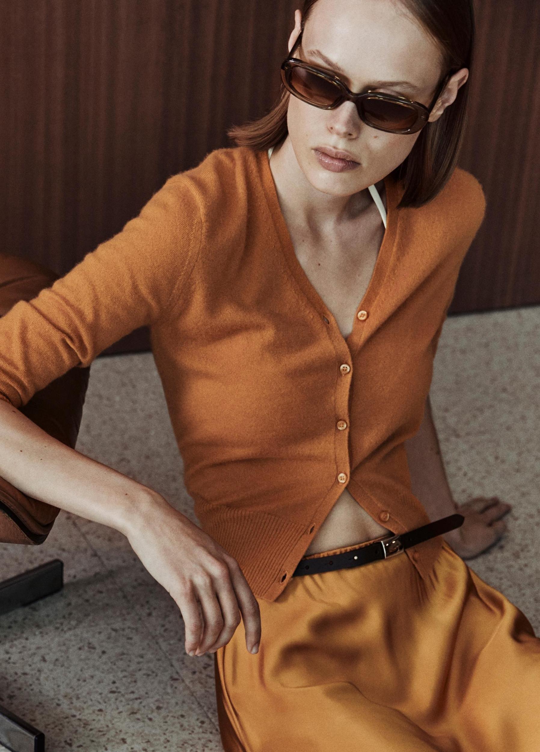 Cashmere-Silk V-Neck Cardigan Product Image