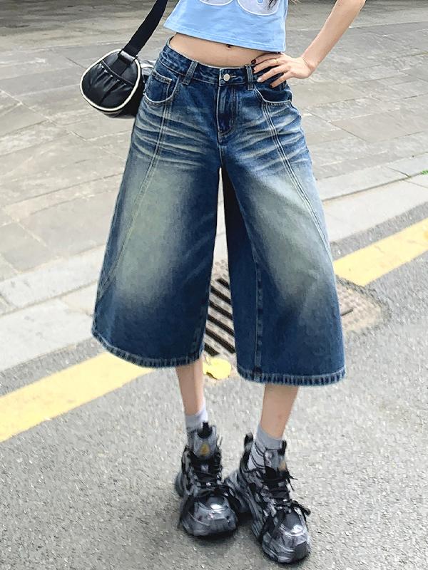 Slim Loose-Fitting Denim Shorts Product Image