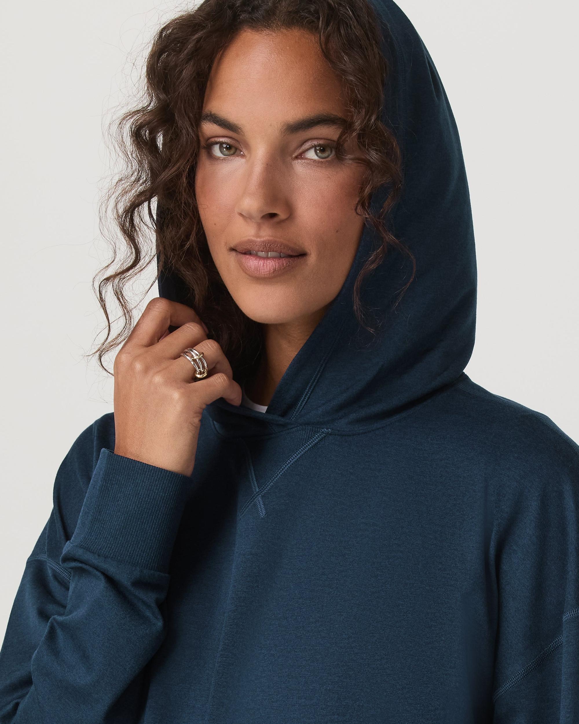 Halo Modern Pullover Hoodie Product Image