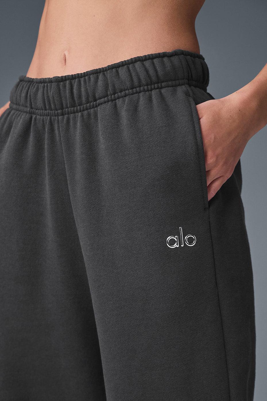 Accolade Sweatpant - Anthracite Female Product Image