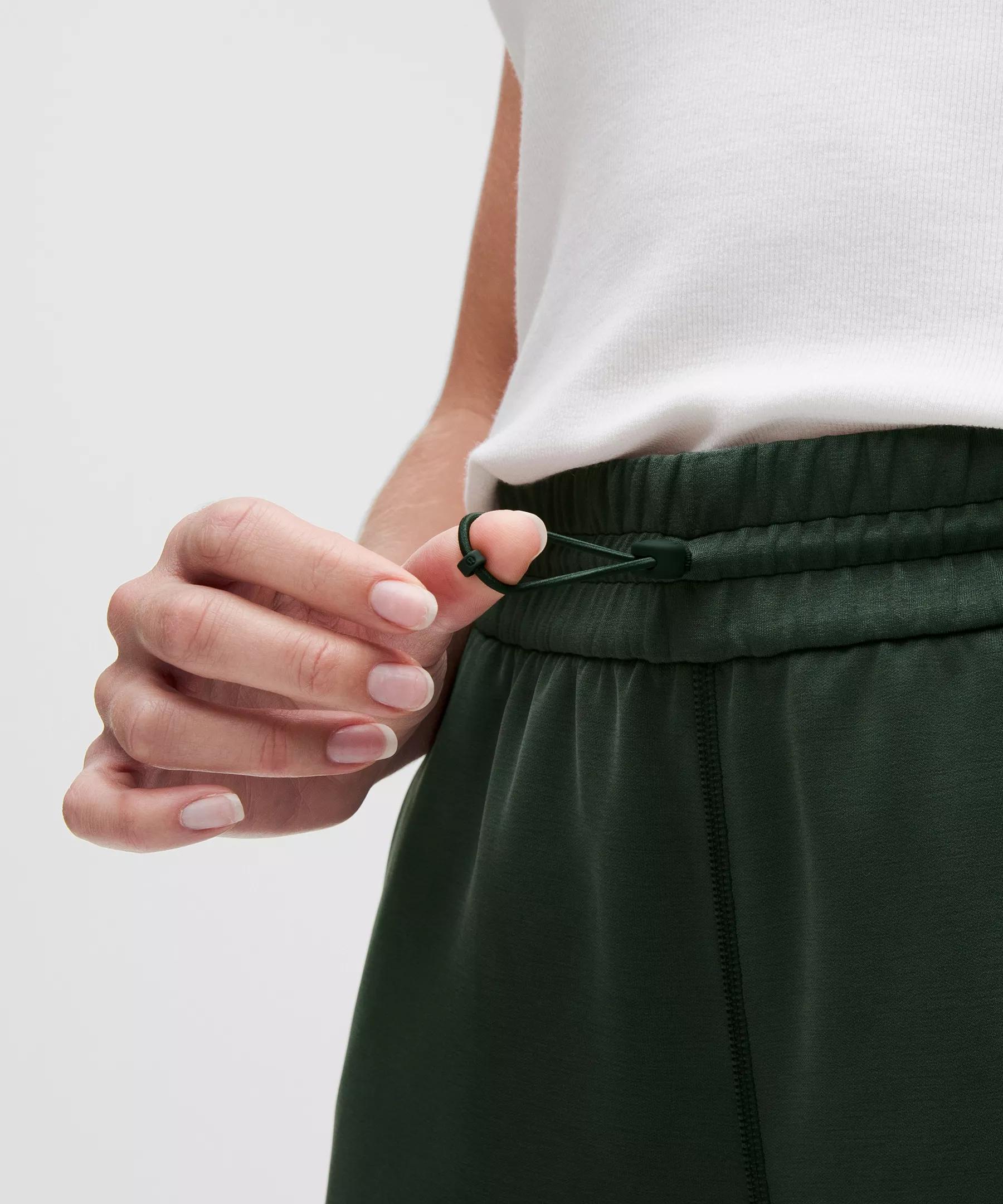 Softstreme High-Rise Short 4" Product Image