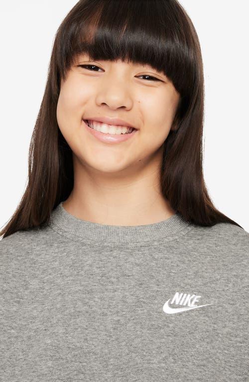 Unisex Nike Sportswear Club Fleece Girls' Boxy Crew-Neck Sweatshirt Product Image