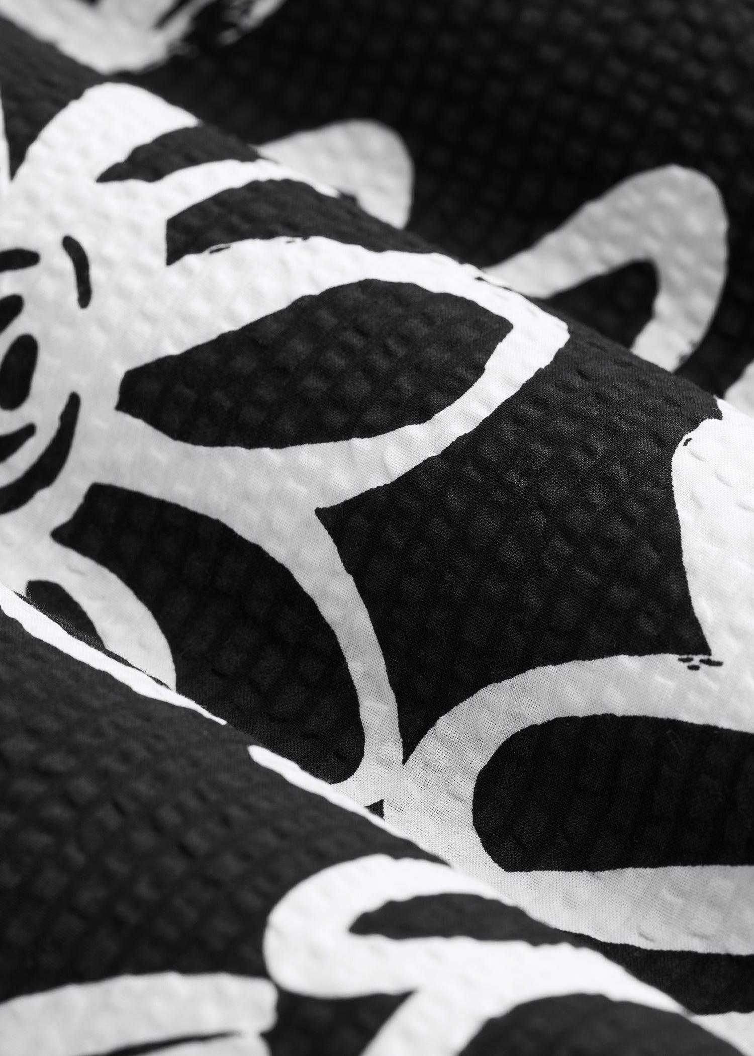 Seersucker Short Sleeve Shirt for Tall Men in Black and White Floral Male Product Image