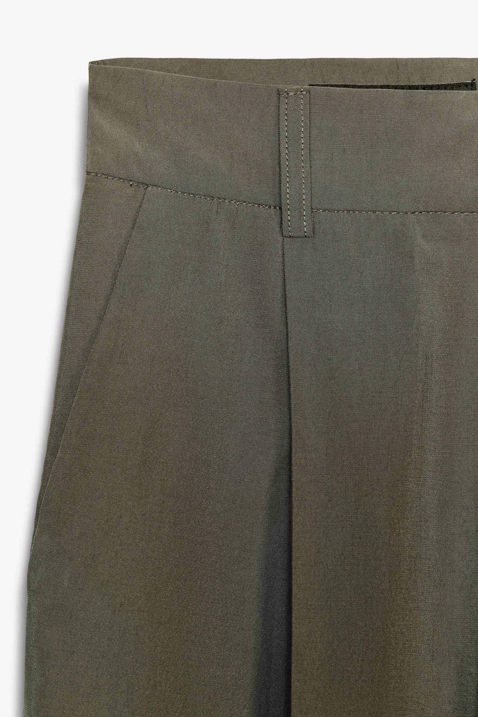 PLEATED PANTS Product Image