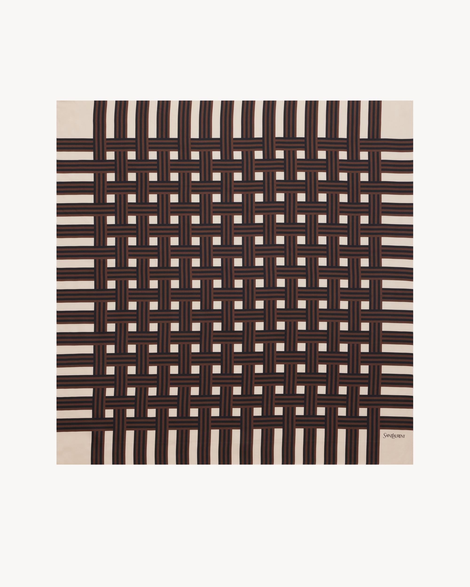 square scarf in weave silk twill Product Image