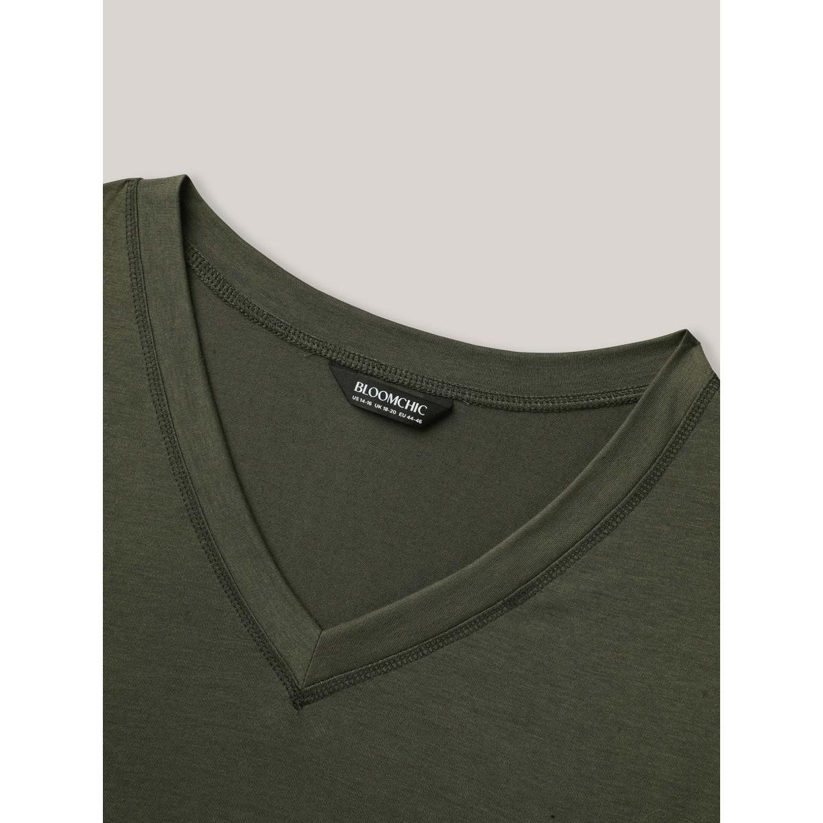 Plus Size V-Neck Half-Sleeve T-Shirt ArmyGreen Women Casual Topstitching V-neck Everyday T-shirts BloomChic 12/L Product Image