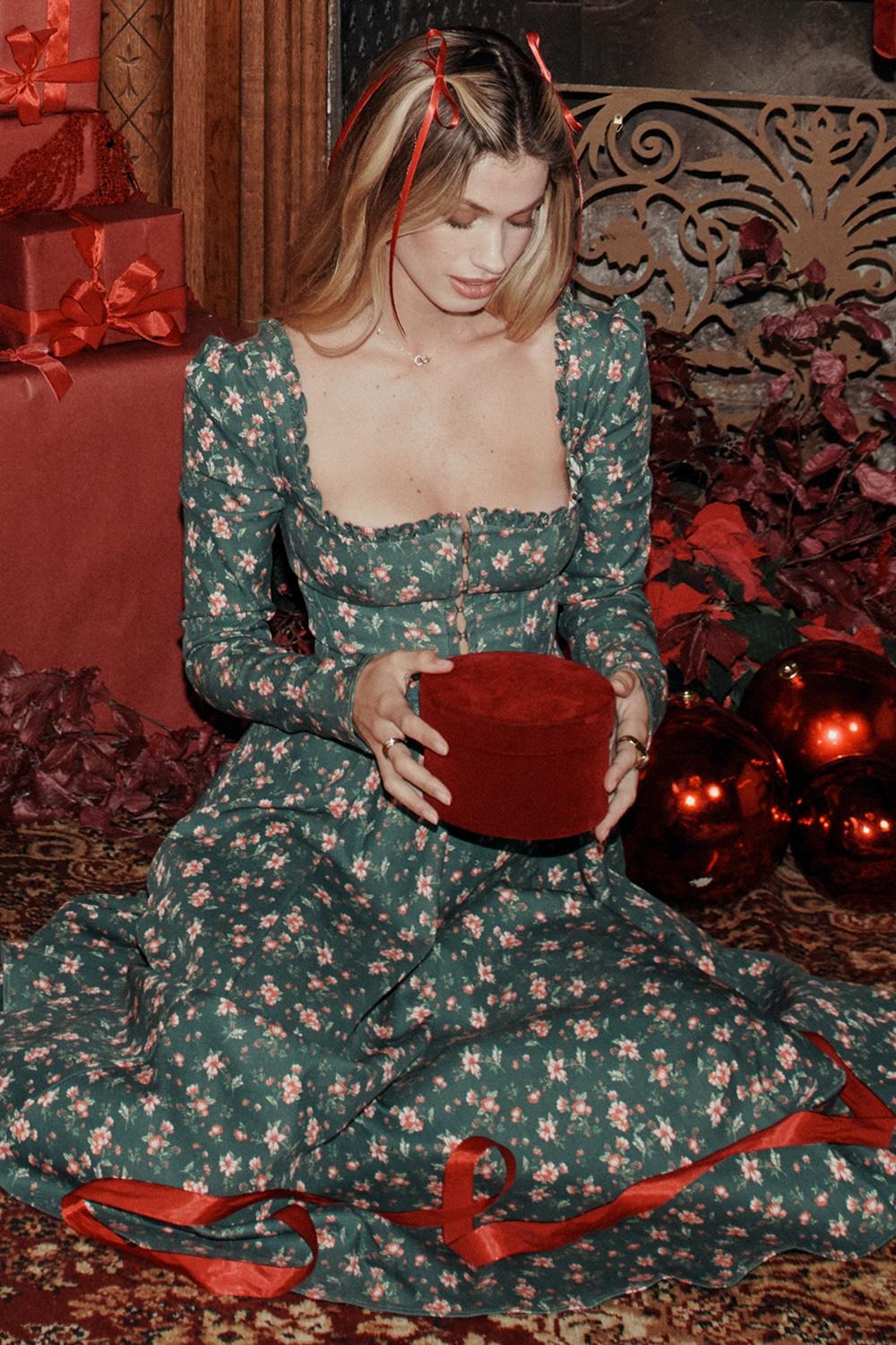 Delia  green floral print midi dress Product Image