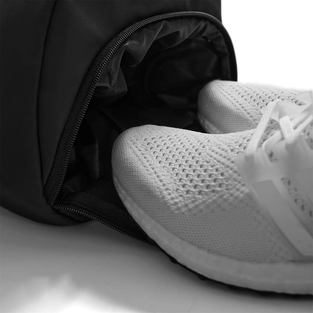 0964. Barrel Gym Duffle Bag - Black Product Image