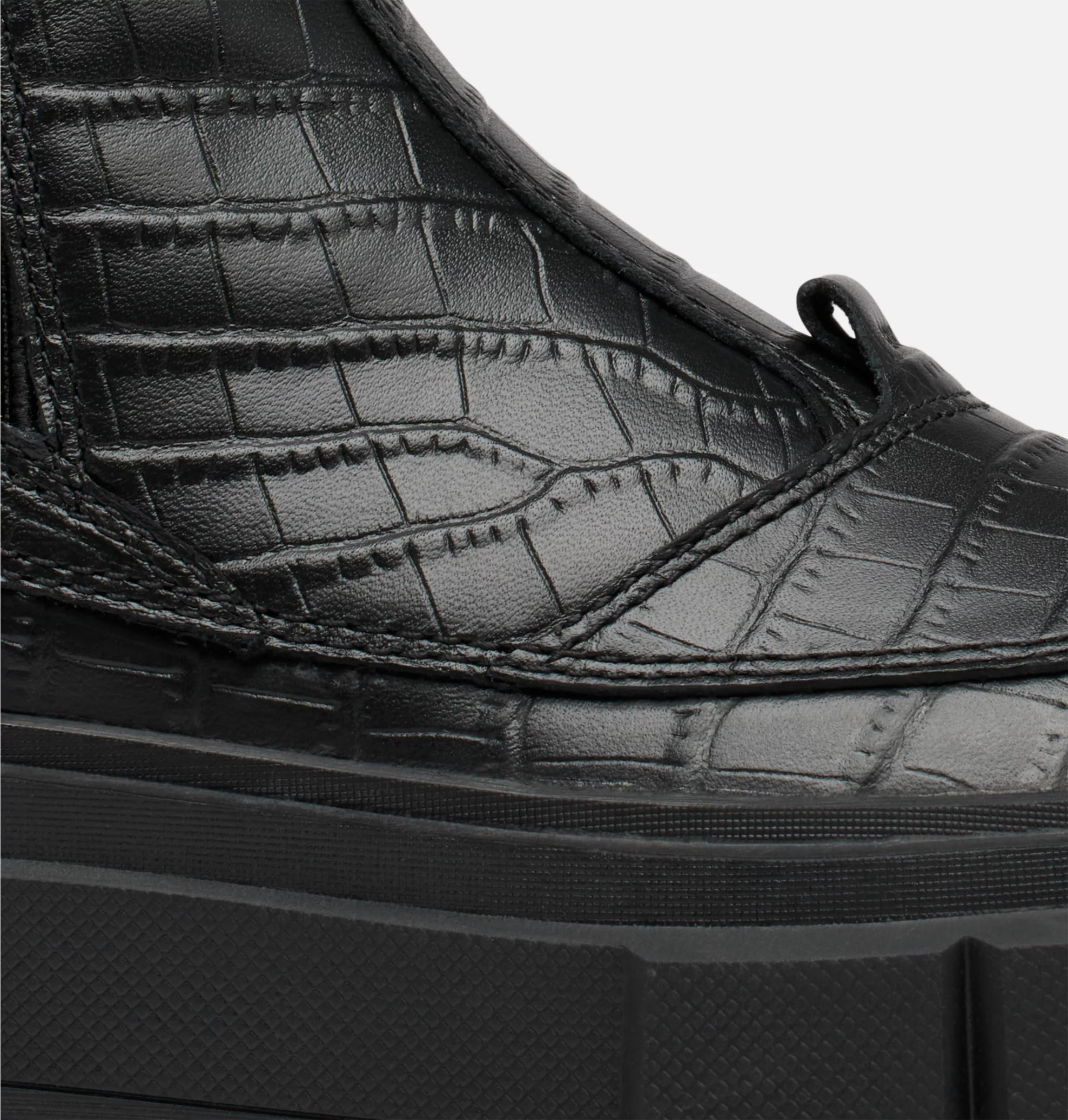 CARIBOU™ X Women's Chelsea Waterproof Boot Product Image