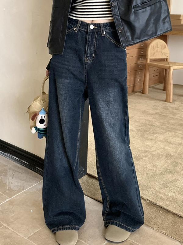 Distressed Wash High Rise Boyfriend Jeans Product Image