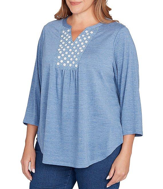 Ruby Rd. Plus Size Textured Knit Split V-Neck 3/4 Sleeve Top Product Image