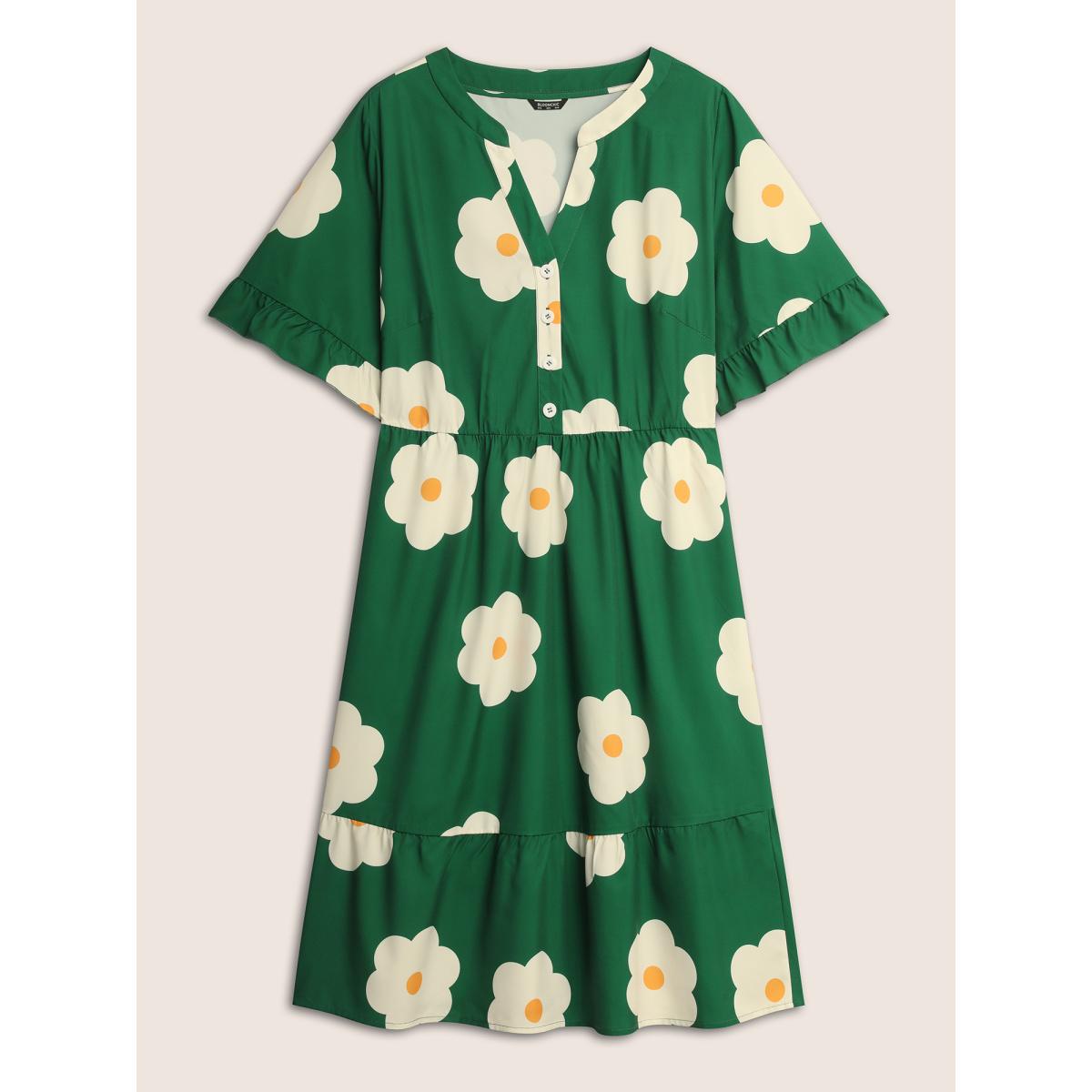 Plus Size Notched Collar Floral Button Up Ruffles Dress DarkGreen Women Casual Button Notched collar Half Sleeve Curvy BloomChic 28/5X Product Image