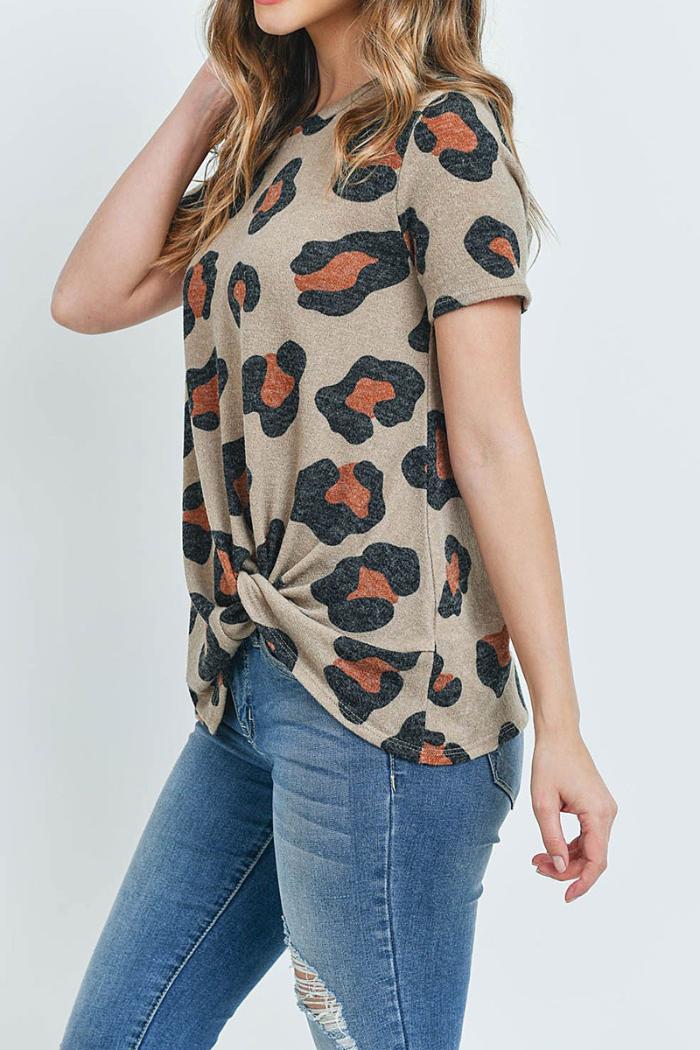 Leopard short sleeved tie knot Product Image