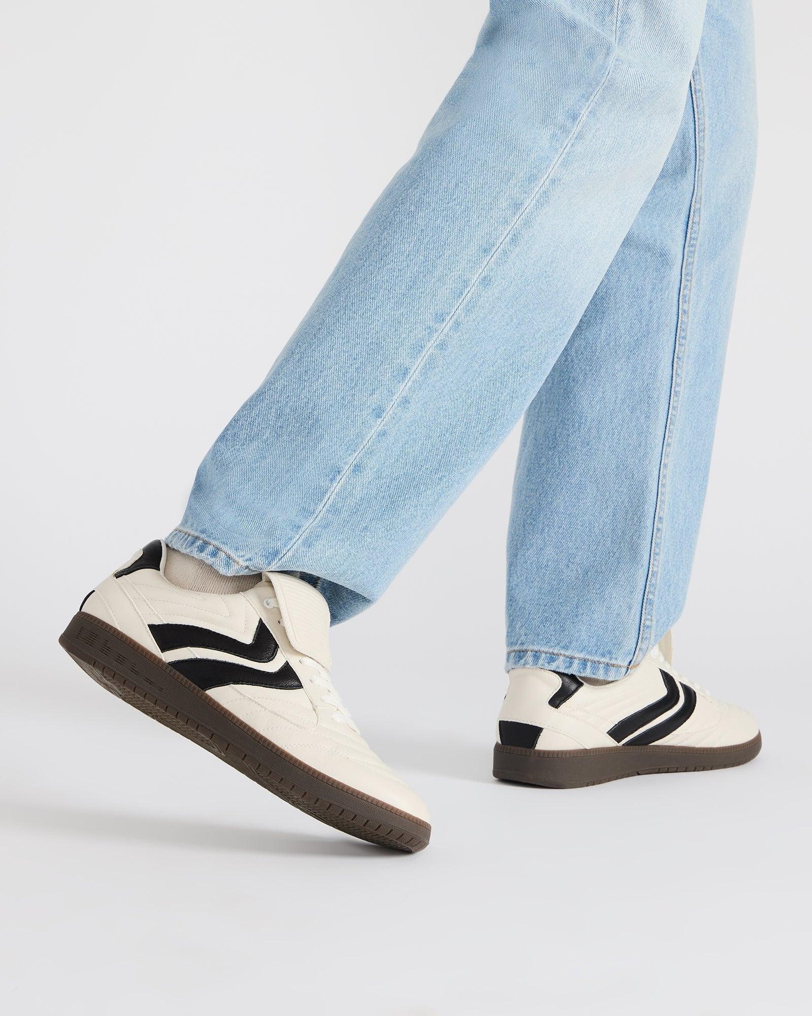 JANOS WHITE LEATHER Male Product Image