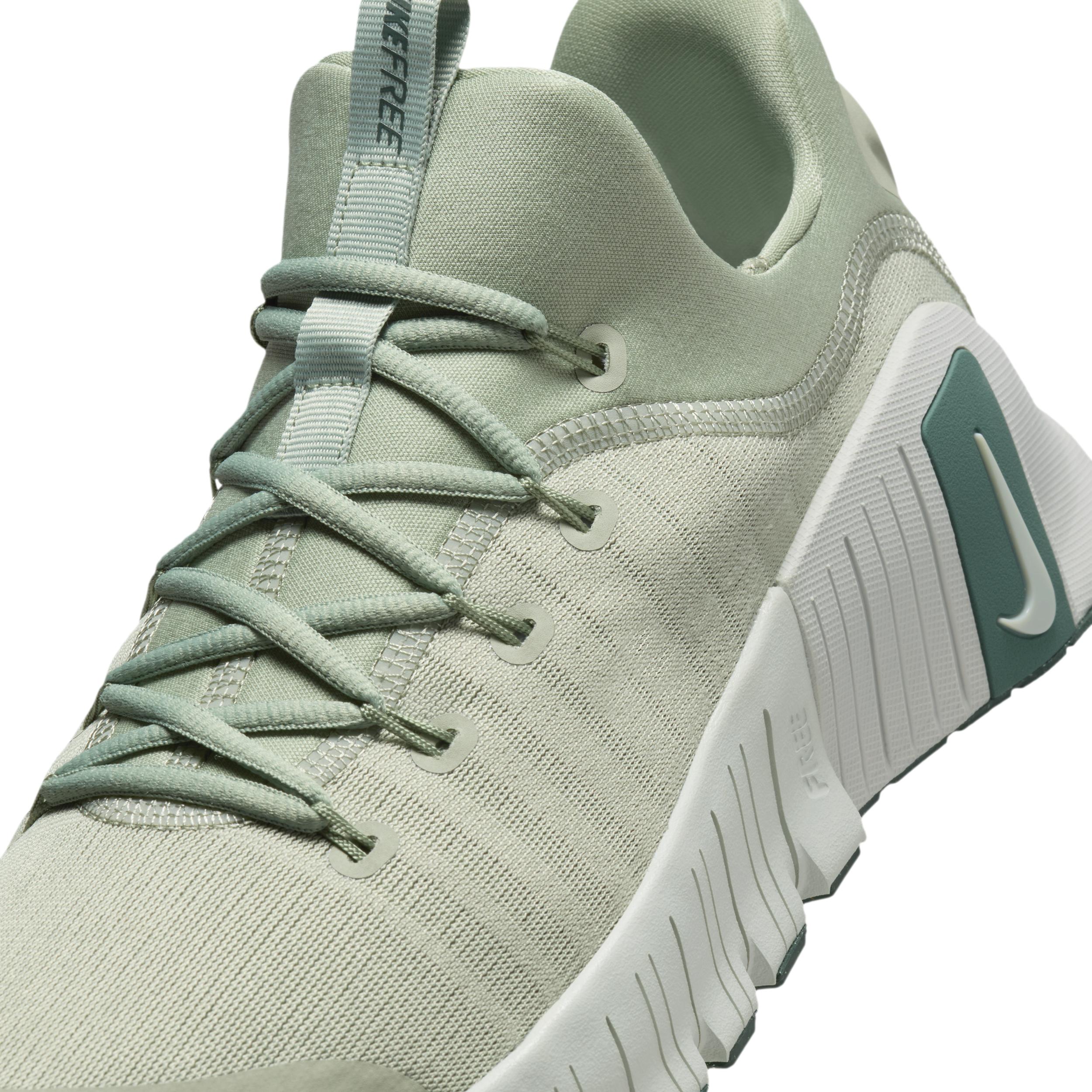 Nike Mens Free Metcon 6 Workout Shoes | FJ7127-301 Product Image