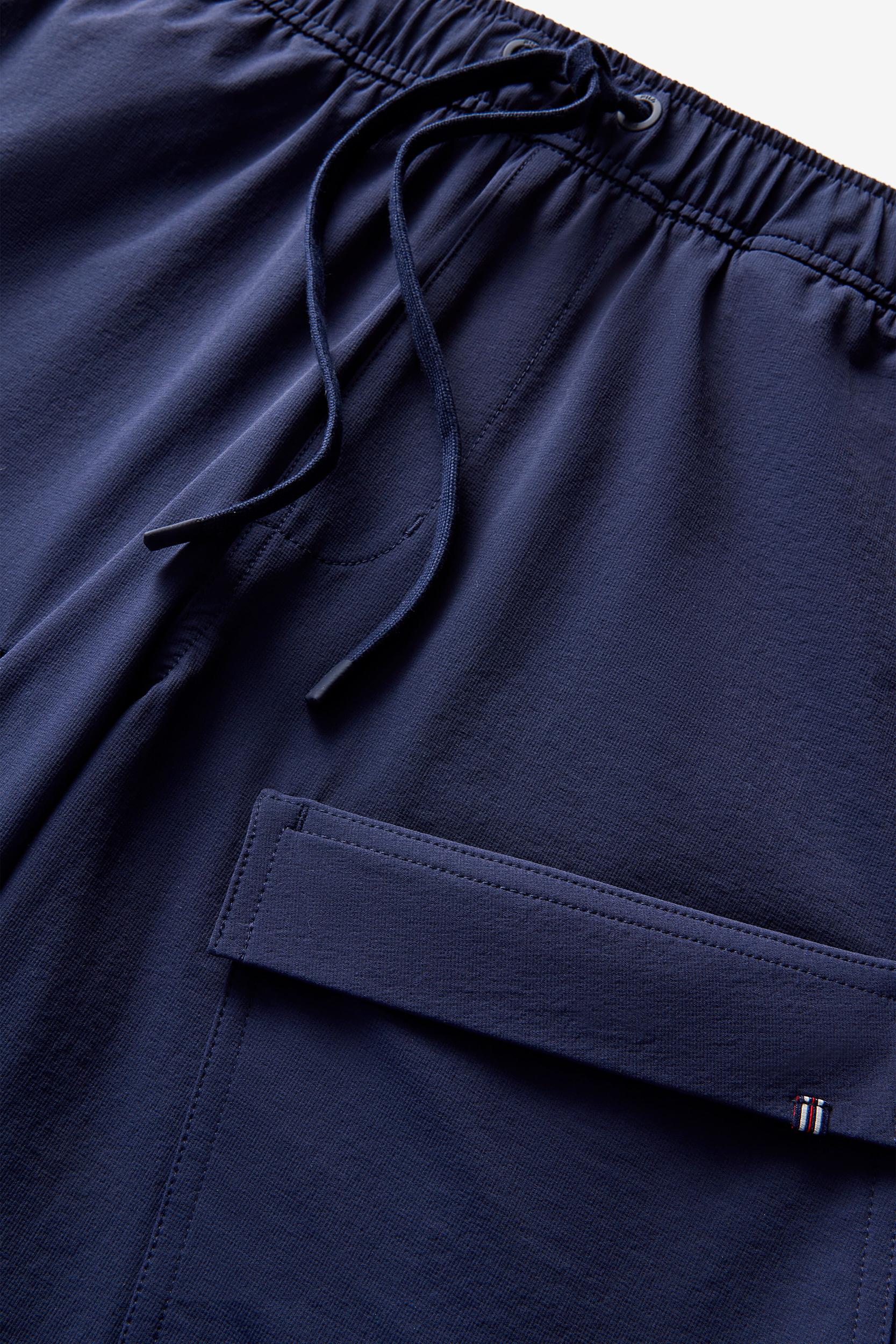 Breakpoint Woven Short Product Image