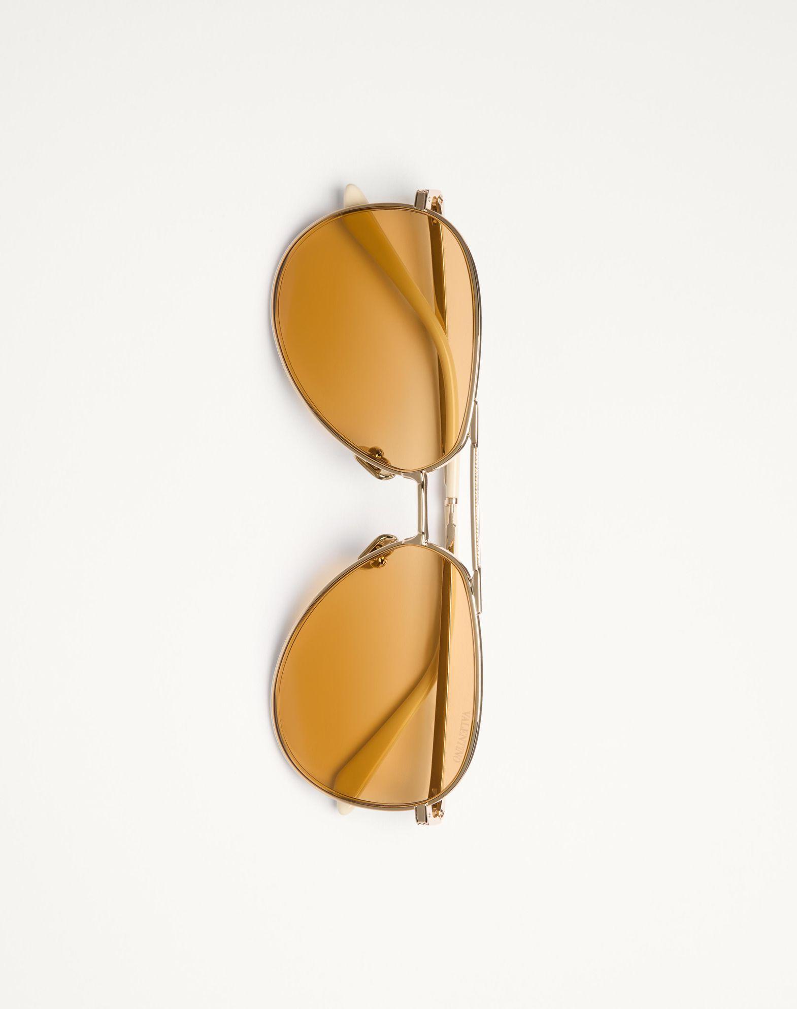 Metal Aviator Frame Product Image