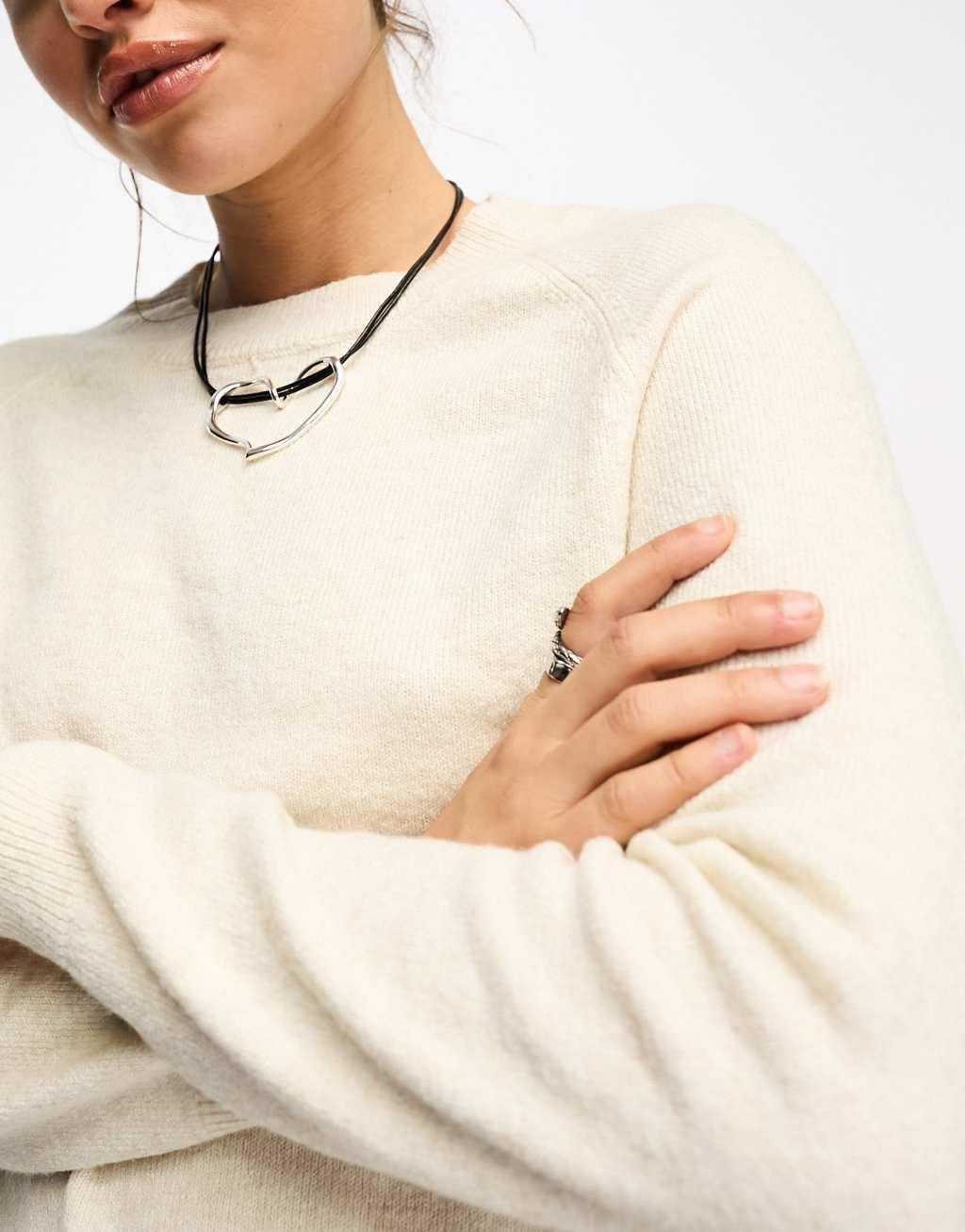 Only crew neck sweater Product Image