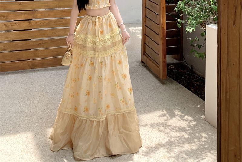 Short-Sleeve Off Shoulder Floral Crop Top / High Rise Maxi A-Line Skirt Product Image