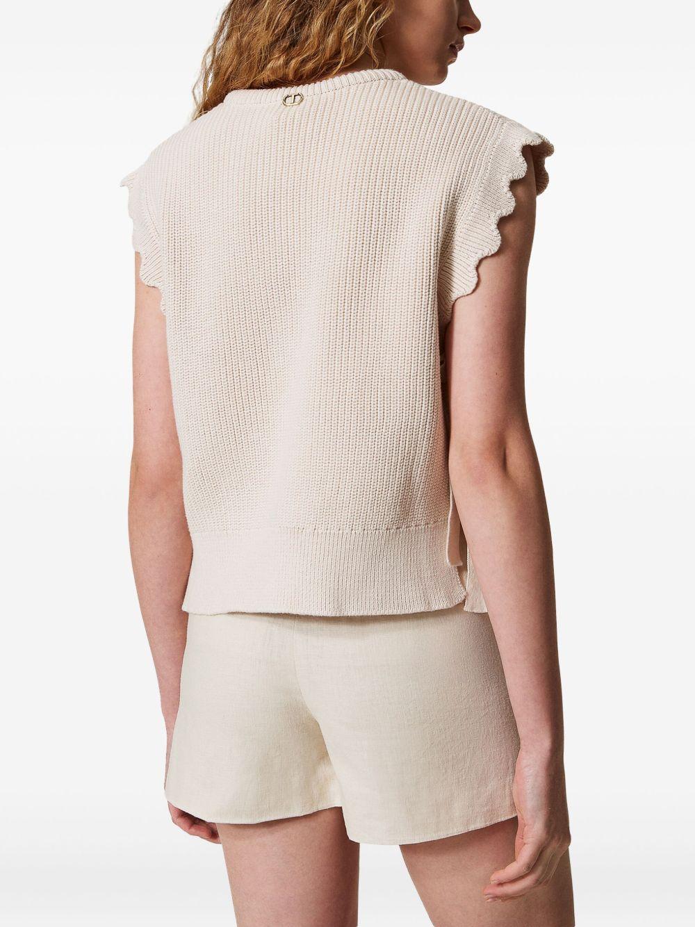 embroidered lace-detail top  Product Image