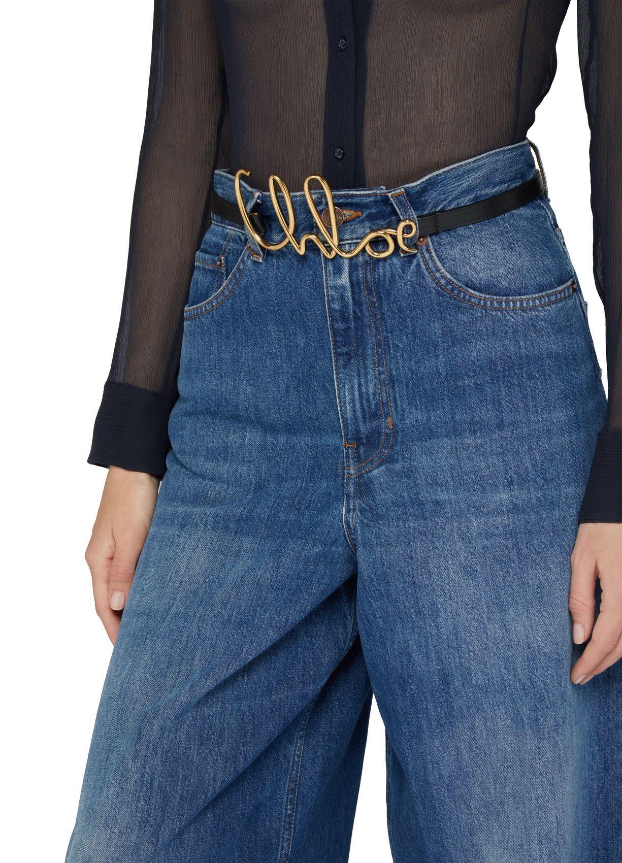 Iconic Small buckle belt Product Image