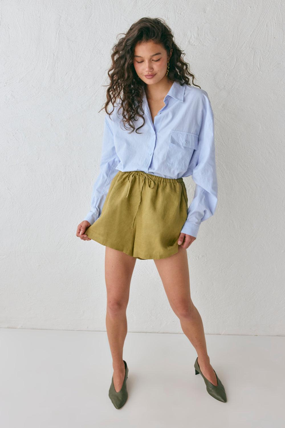 Nettie Linen Shorts Olive Product Image
