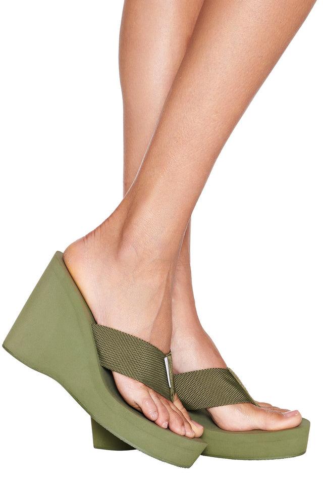 SEDONA TANKINI - FLUTTER CAMO Product Image