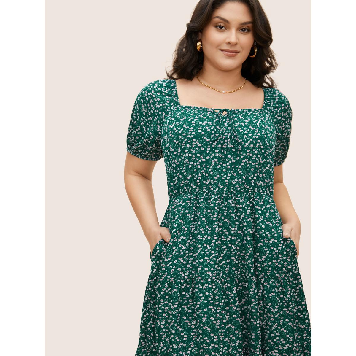 Plus Size Ditsy Floral Tie Knot Gathered Dress Teal Women Elegant Tie knot Square Neck Short sleeve Curvy BloomChic 26/4X Product Image