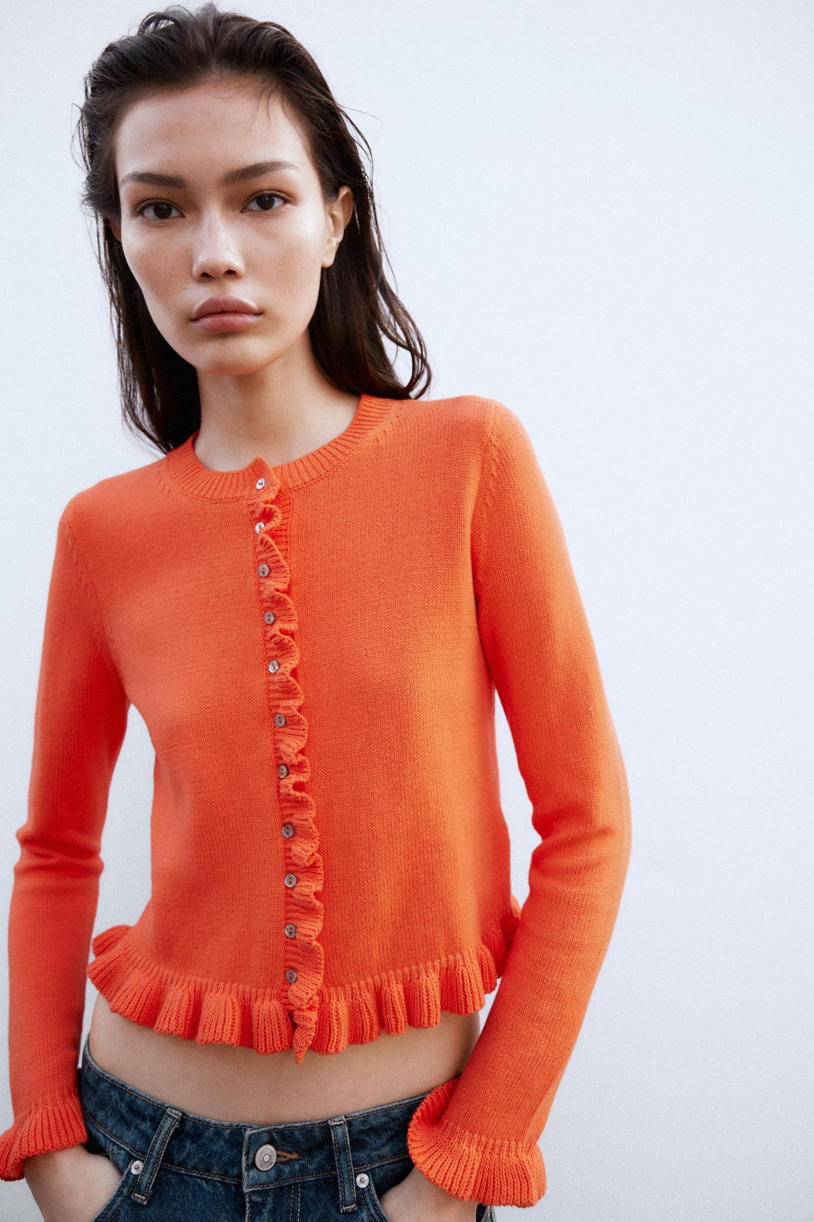 RUFFLED KNIT CARDIGAN Product Image