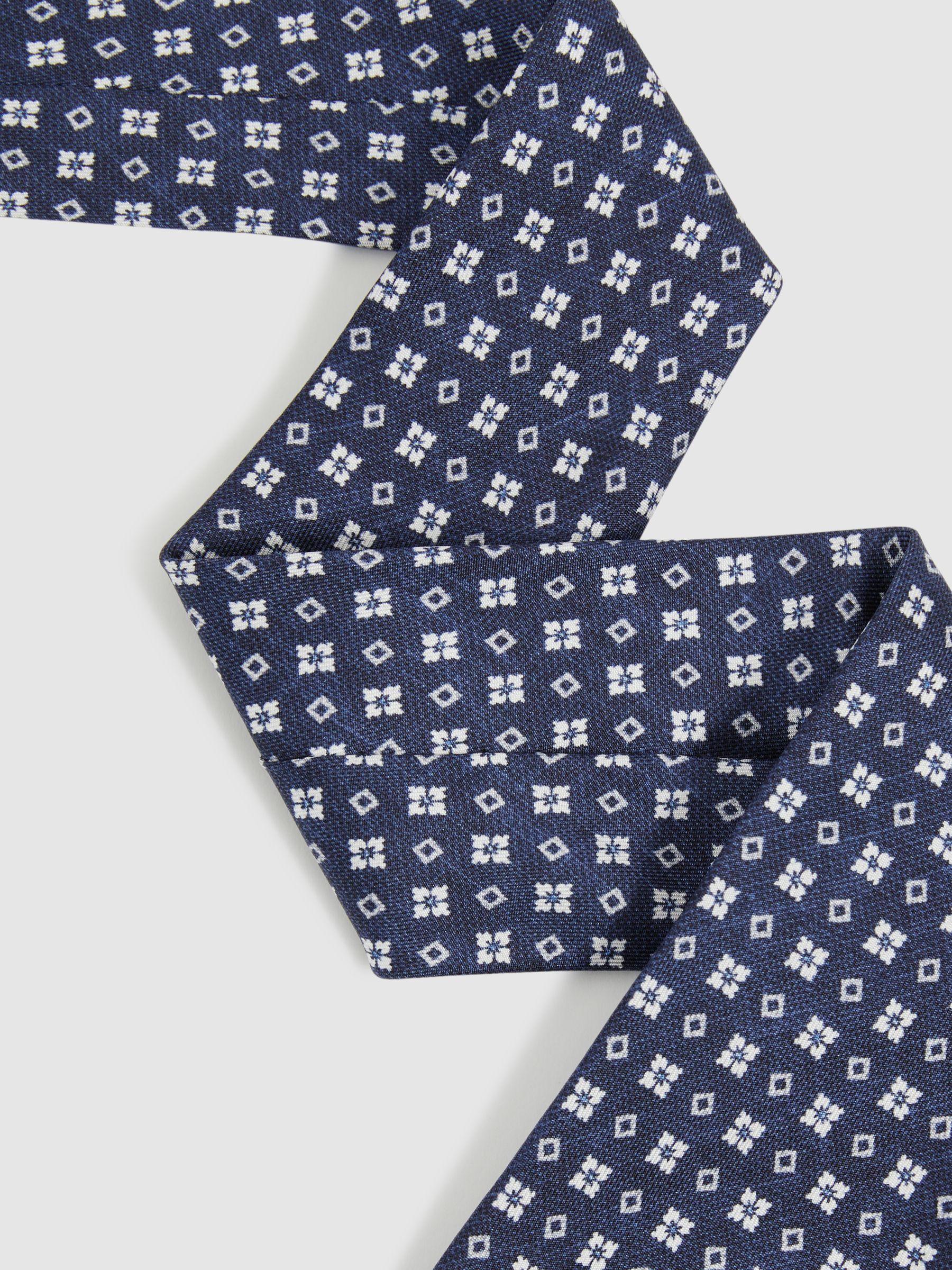 Silk Medallion Print Tie in Navy Product Image