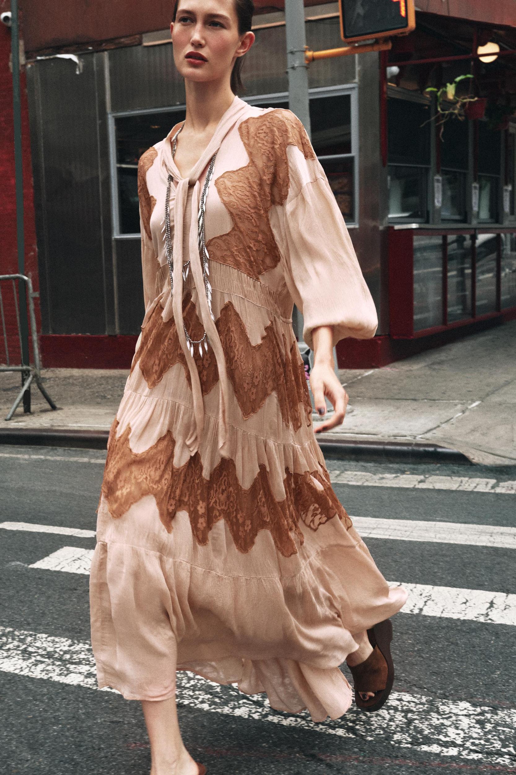 LACE COMBINATION BOW DRESS Product Image