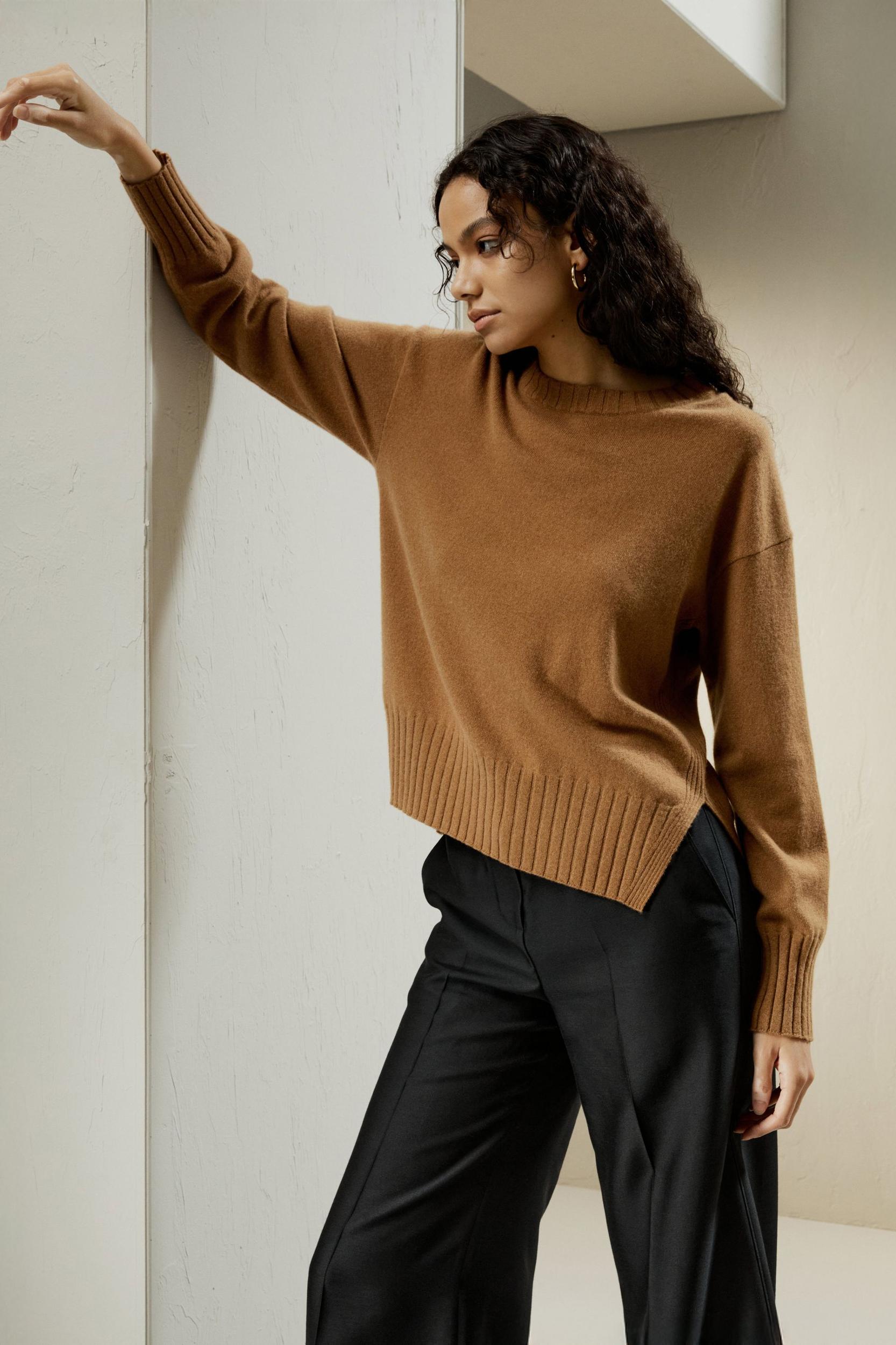 Crew Neck Cashmere Sweater Product Image
