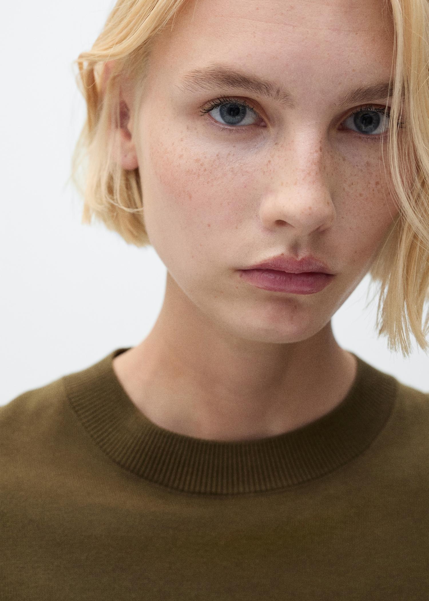 Silk-blend knitted sweater - Women | MANGO USA Product Image